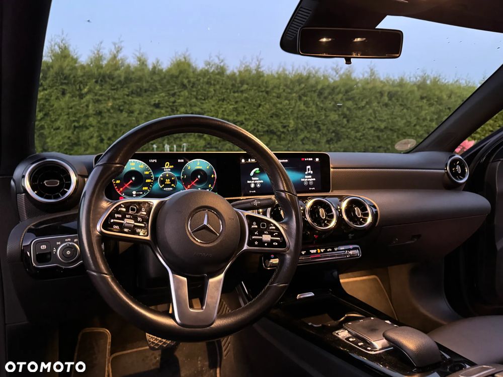 Mercedes-Benz Klasa A 180 d Progressive 7G-DCT - 7