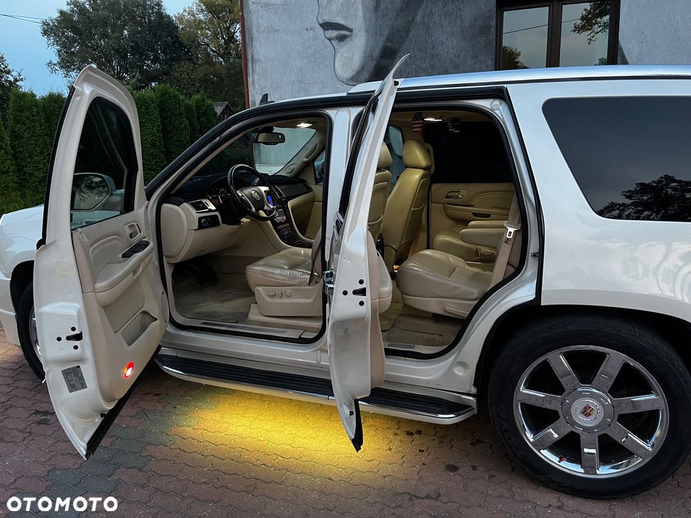 Cadillac Escalade 6.2 V8 Sport Luxury - 11