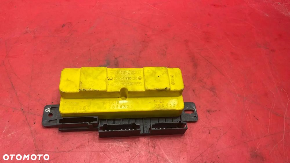 0002352V007 KOMPUTER SILNIKA SMART FORTWO 0471630 - 1