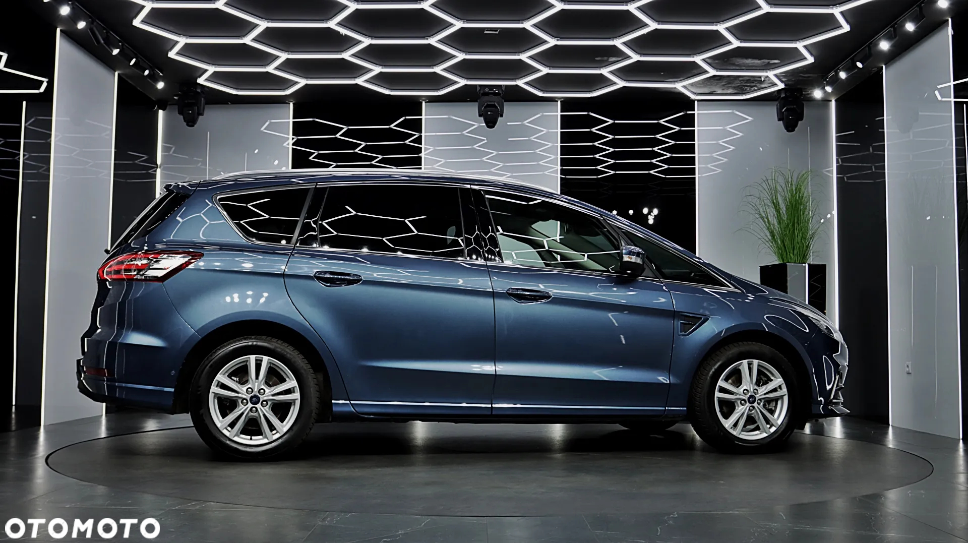 Ford S-Max 2.0 EcoBlue Titanium - 10