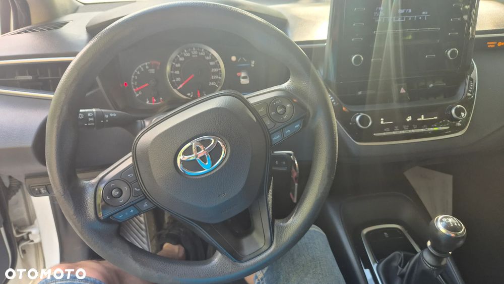 Toyota Corolla 1.6 Active - 5