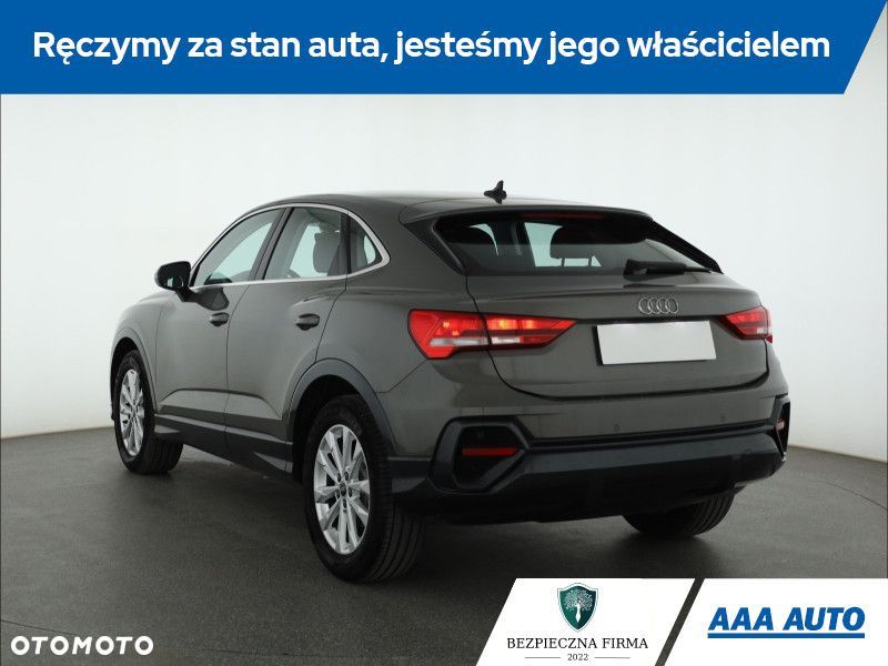 Audi Q3 - 6