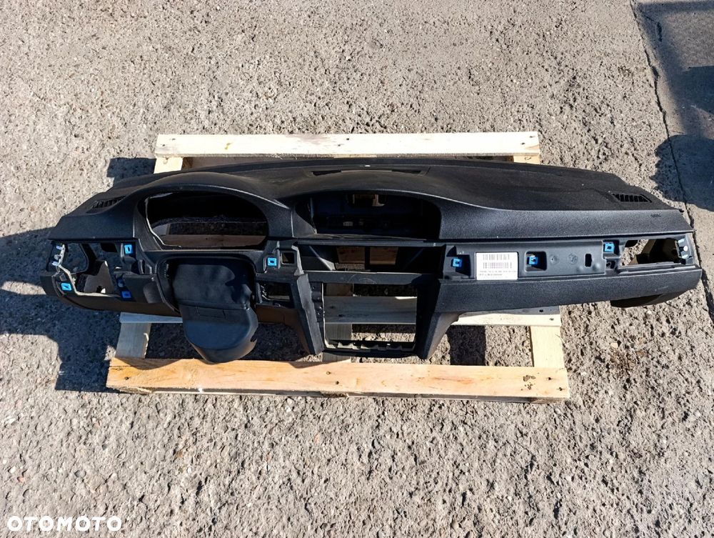 BMW E90 E91 E92 E93 DESKA KONSOLA POD NAVI EUROPA ORYGINAŁ - 1