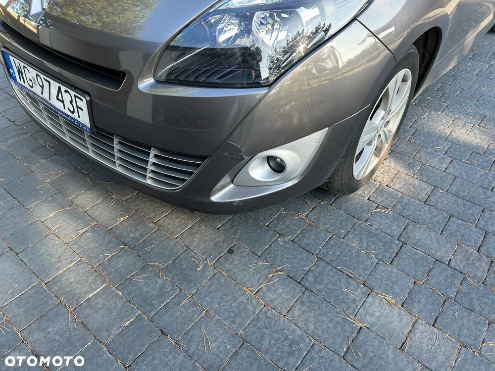 Renault Grand Scenic 1.9 dCi FAP Exception - 16