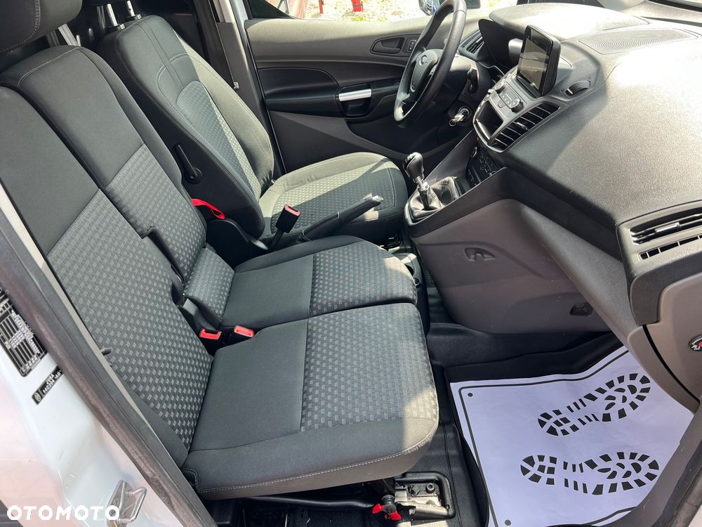 Ford Transit Connect - 26