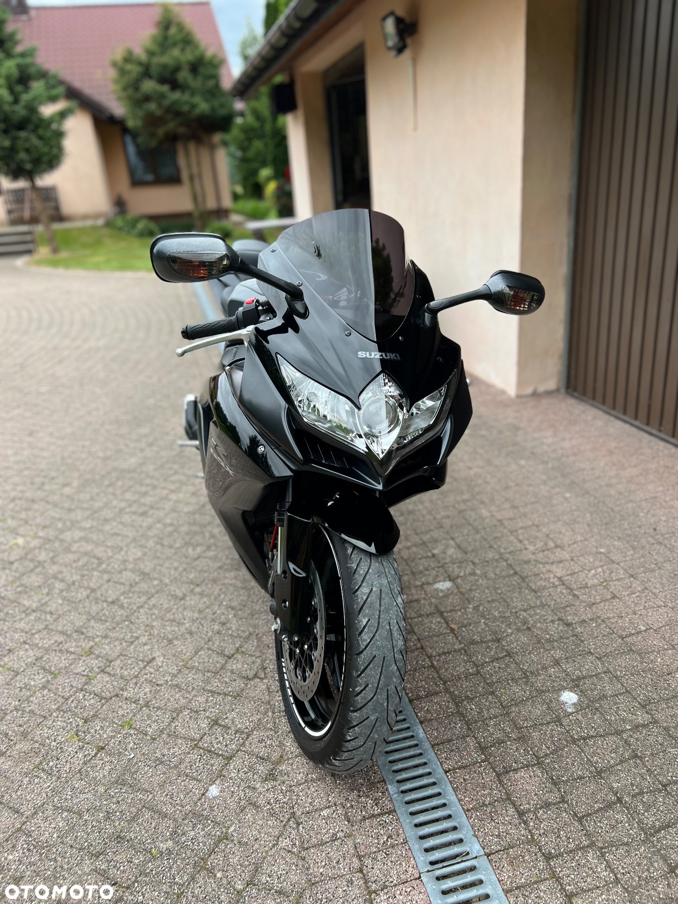 Suzuki GSX-R - 2