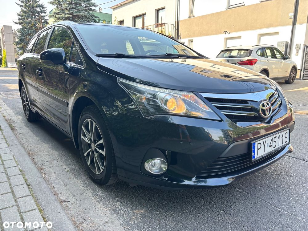 Toyota Avensis 2.0 D-4D Comfort - 12