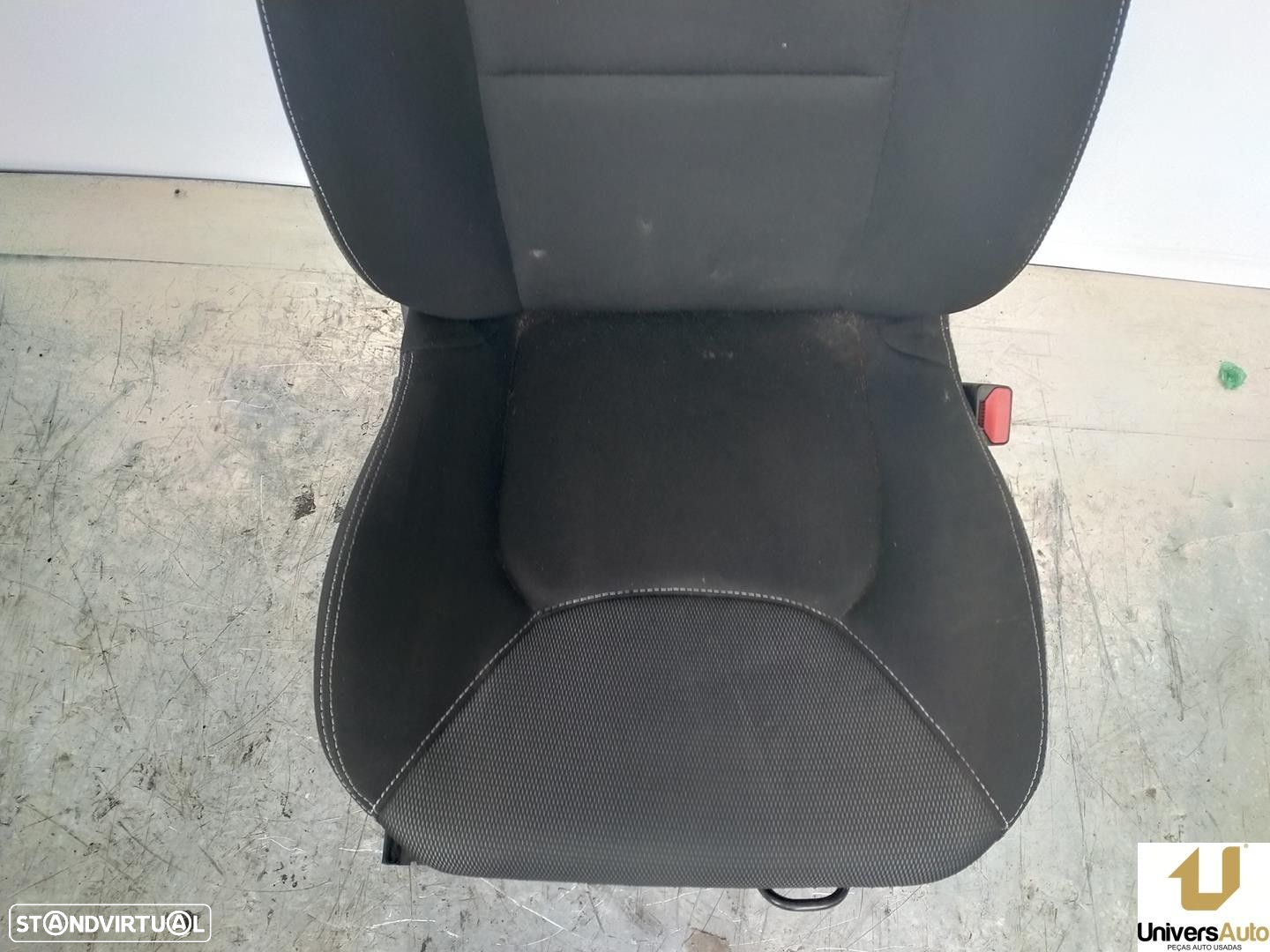 BANCO FRONTAL DIREITO RENAULT CLIO IV 2015 - - 3
