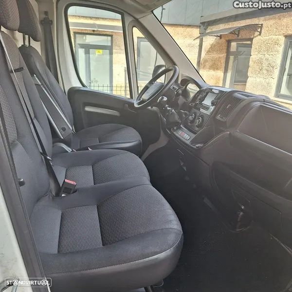 Peugeot BOXER 2.2Hdi l2h2 3LUGARES - 3