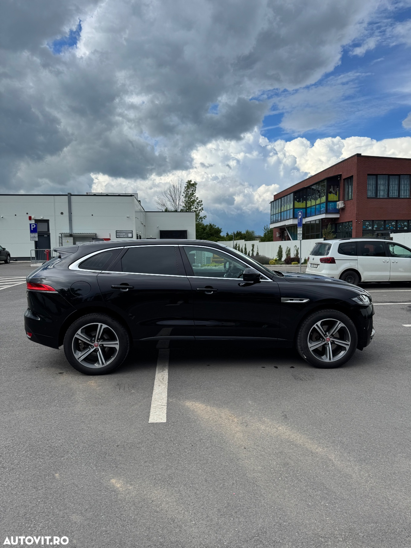 Jaguar F-Pace 30d AWD R-Sport - 5