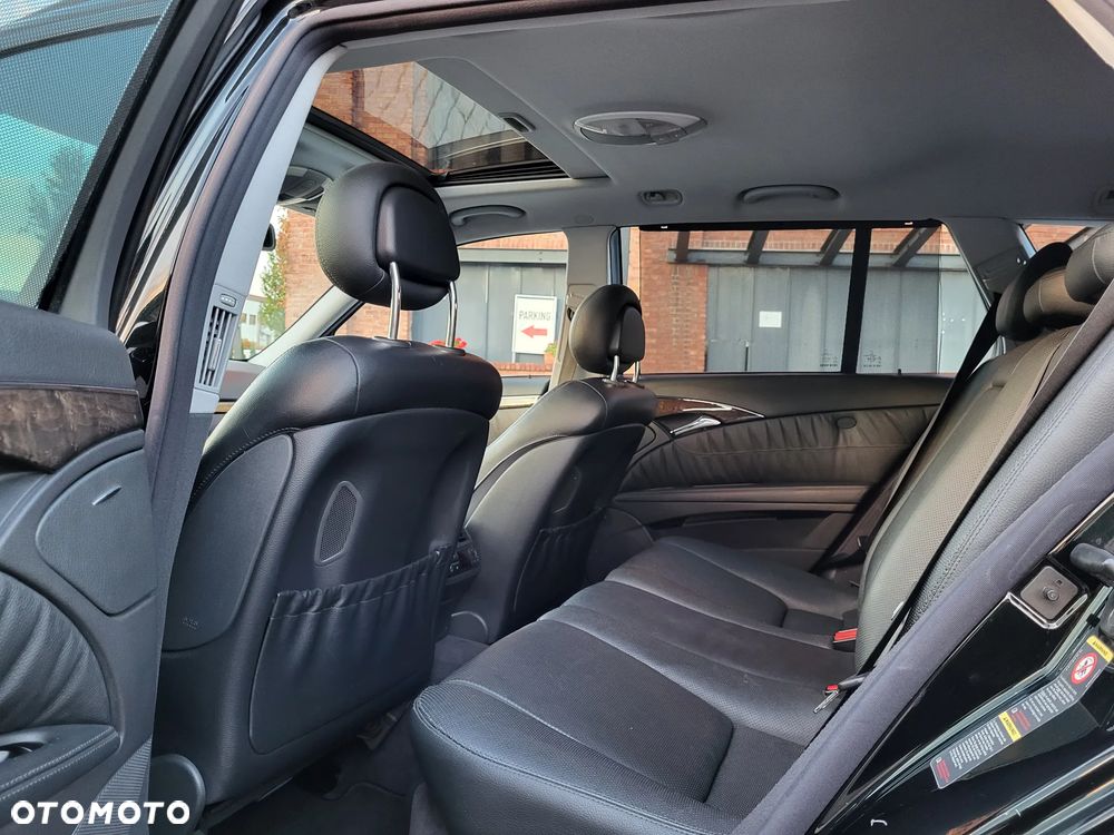 Mercedes-Benz Klasa E 500 T Avantgarde - 27
