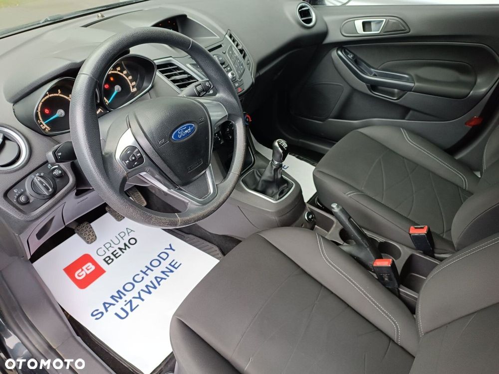 Ford Fiesta 1.25 Ambiente - 29