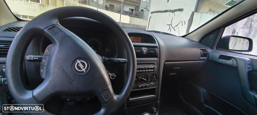 Opel Astra Caravan 1.4i 16V - 5