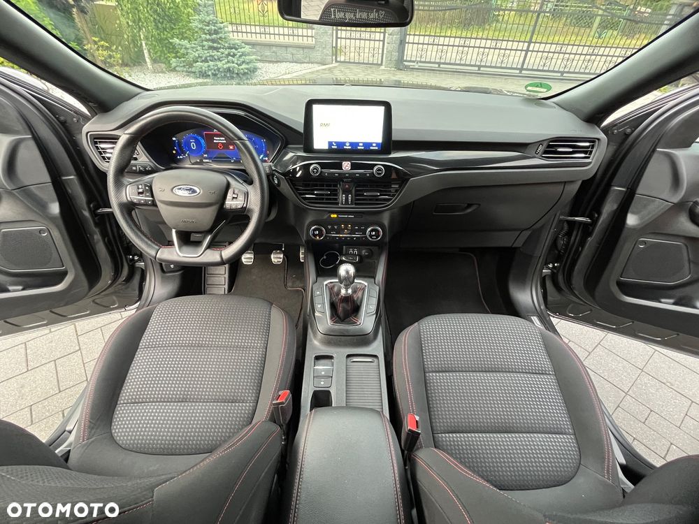 Ford Kuga 1.5 EcoBlue ST-LINE - 8