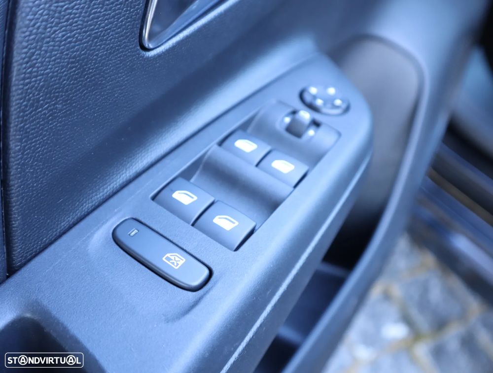 Opel Corsa 1.2 T Yes - 26