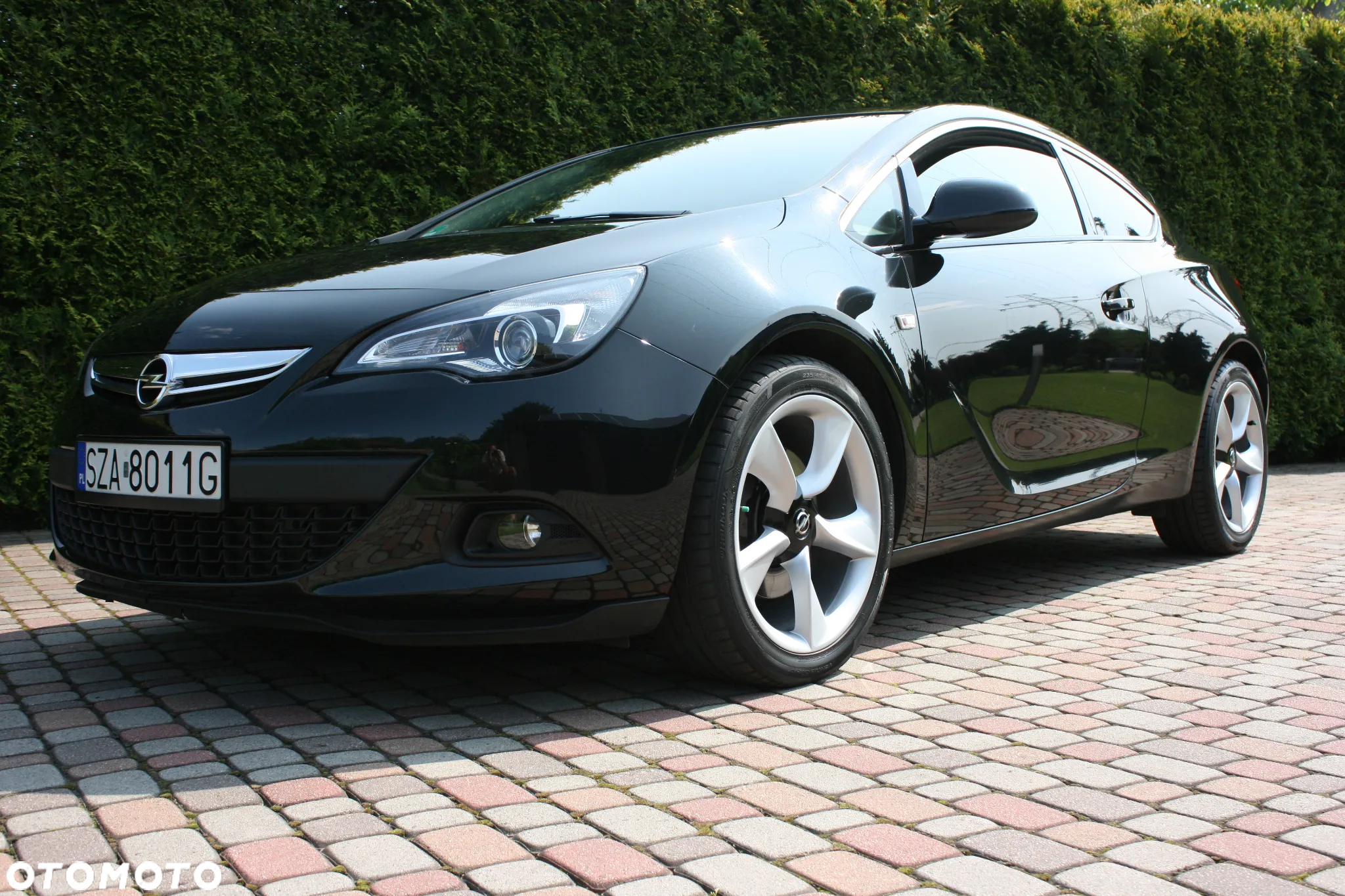 Opel Astra IV GTC 1.4 T Sport - 2