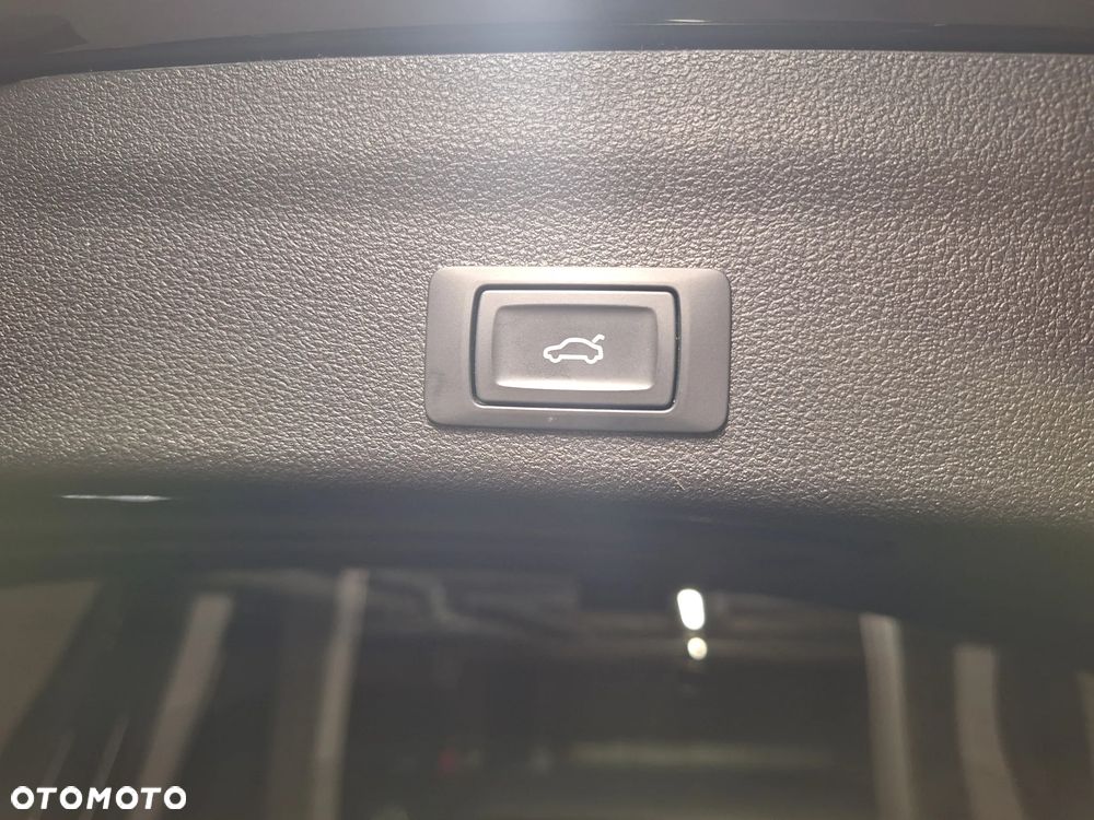 Audi A6 Avant 40 TDI S tronic - 4