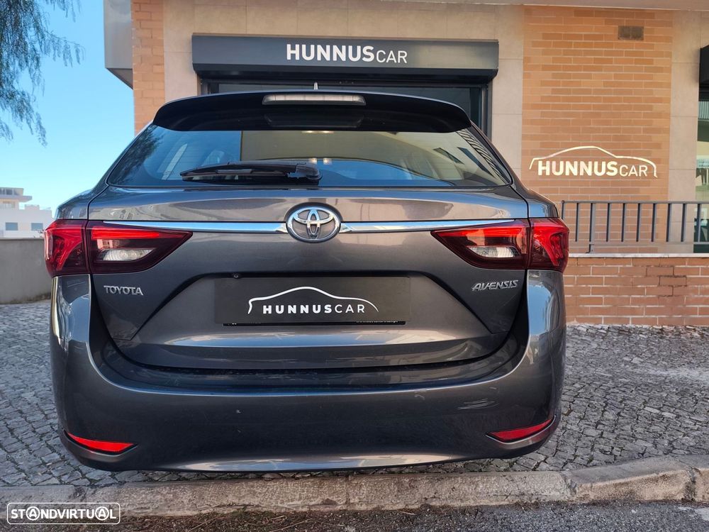 Toyota Avensis Touring Sports 1.6 D-4D Exclusive - 11