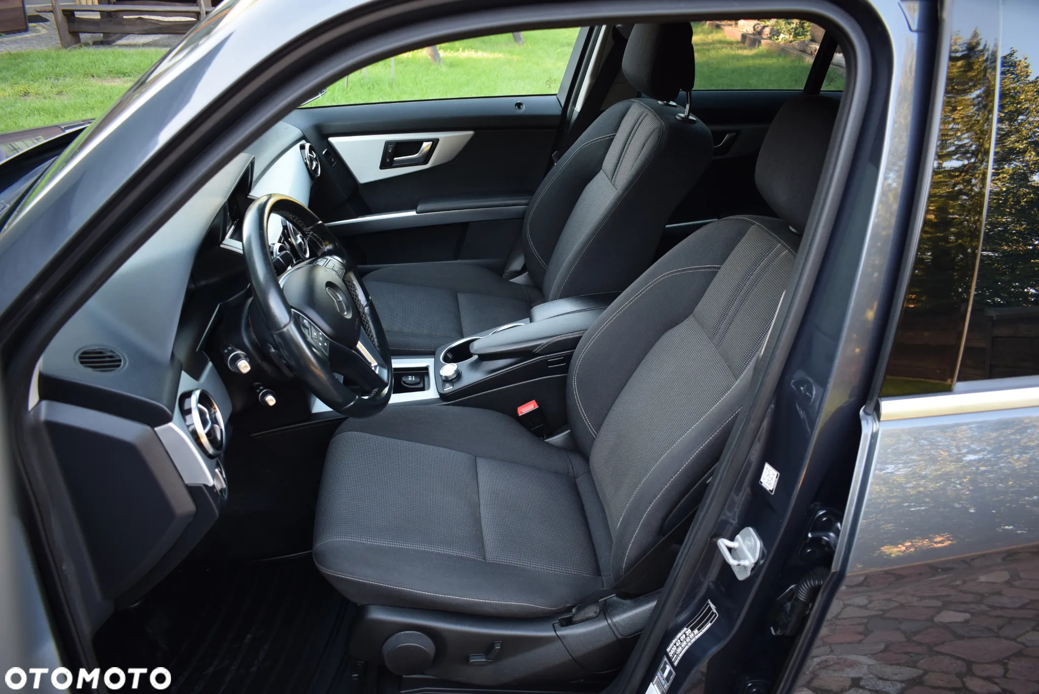 Mercedes-Benz GLK - 25