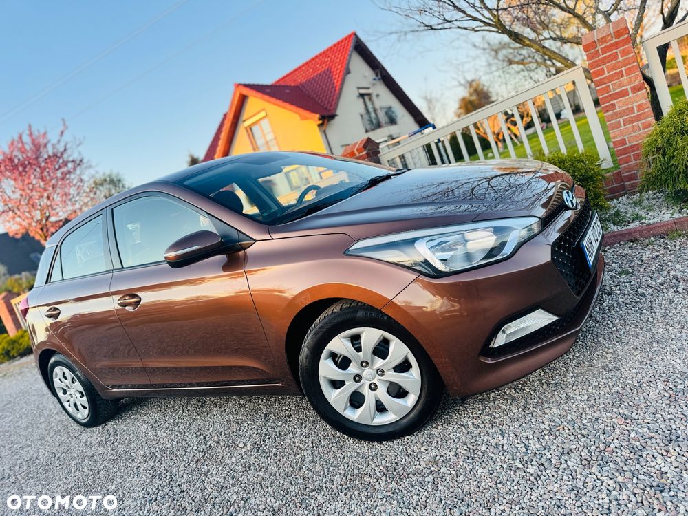 Hyundai i20 1.2 Intro Edition - 24