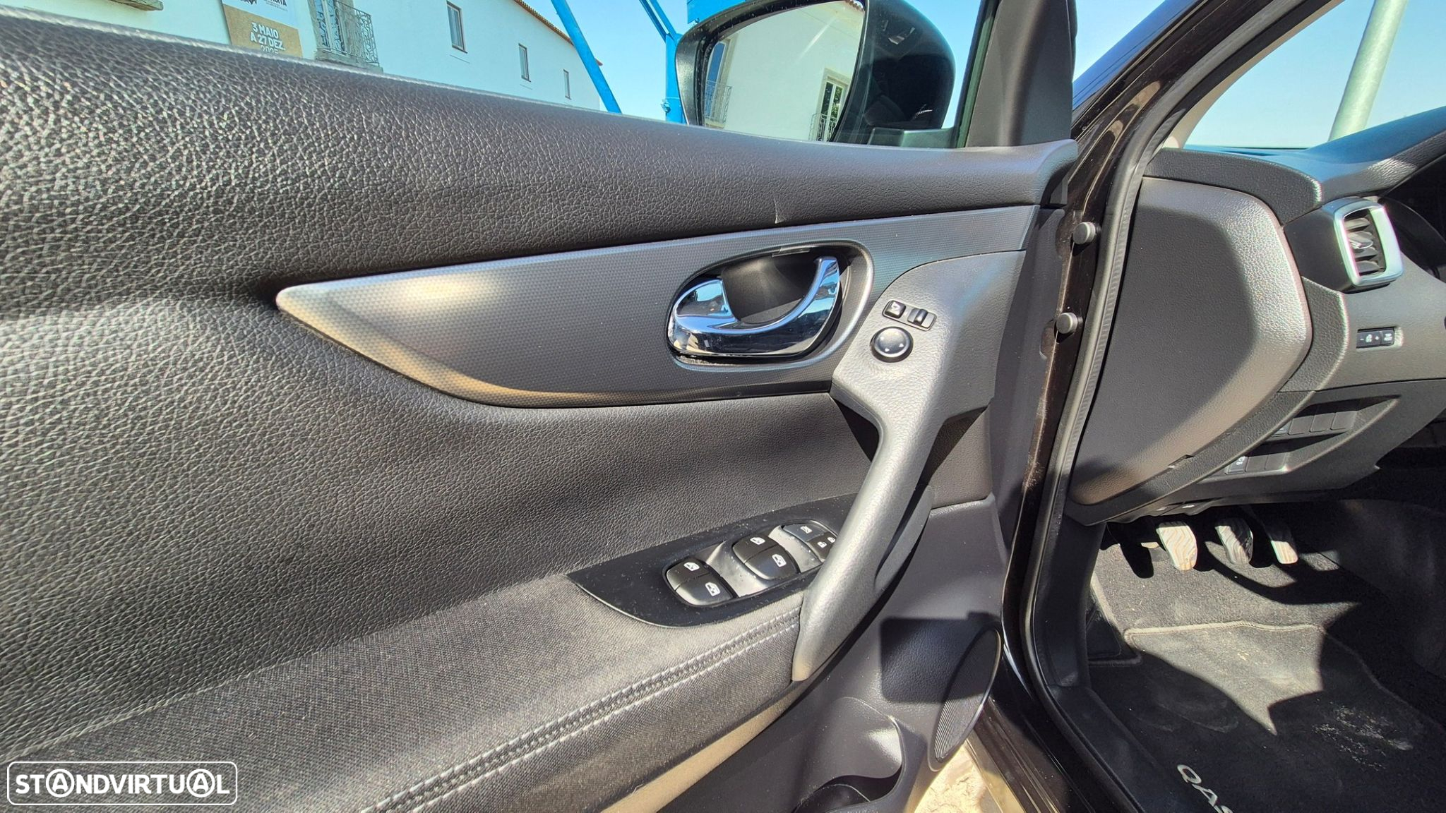 Nissan Qashqai 1.2 DIG-T N-Connecta 18 - 36