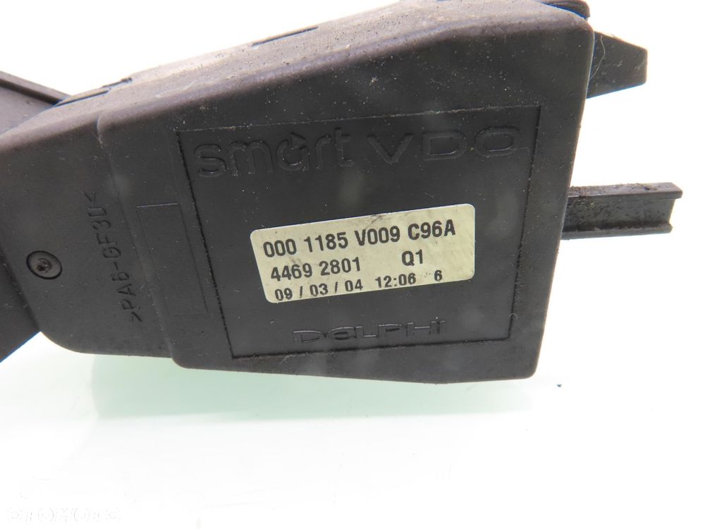 PRZEŁĄCZNIK KIERUNKOWSKAZÓW SMART FORTWO 0001185V009 - 3