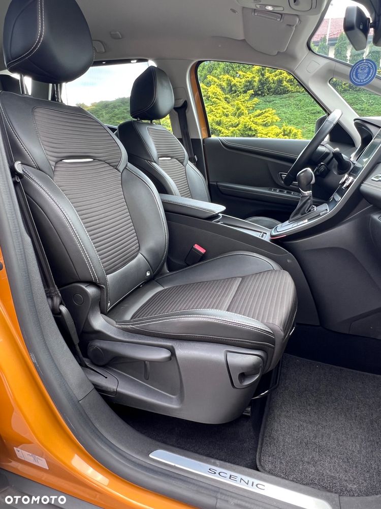 Renault Scenic - 25
