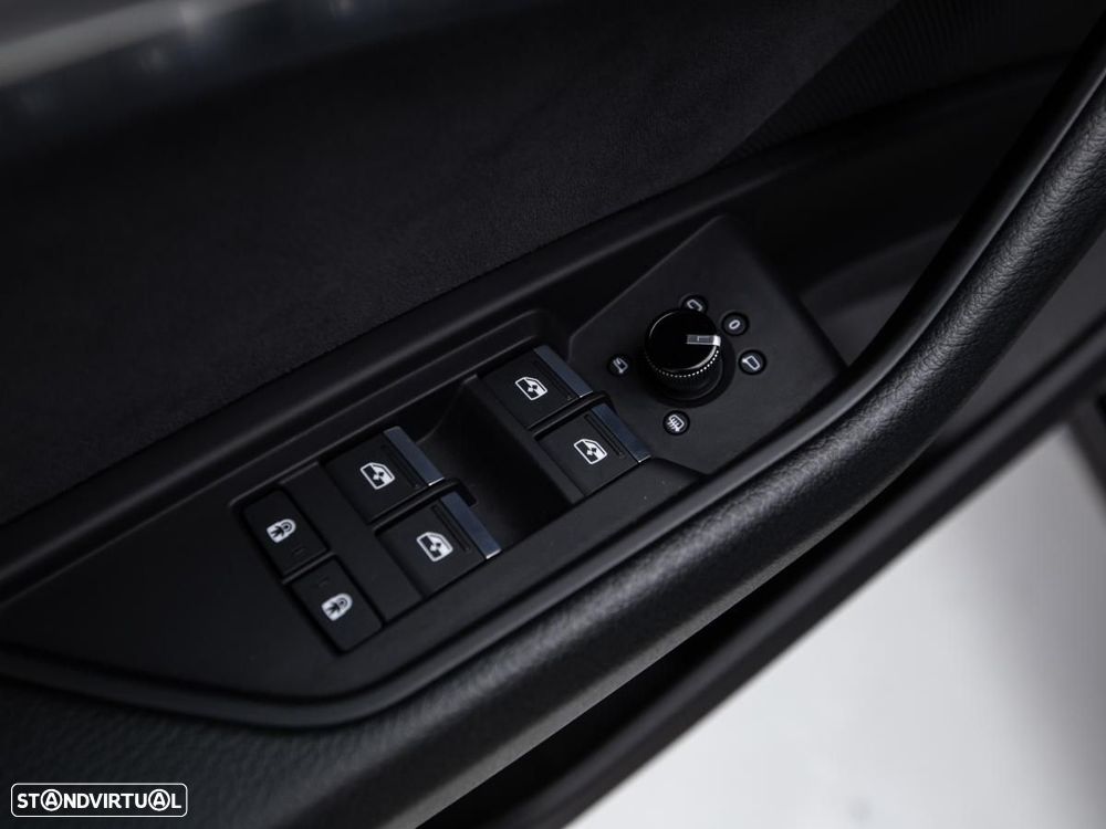 Audi e-tron 55 quattro S line - 17