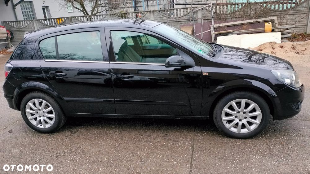 Opel Astra 1.6 Cosmo - 3