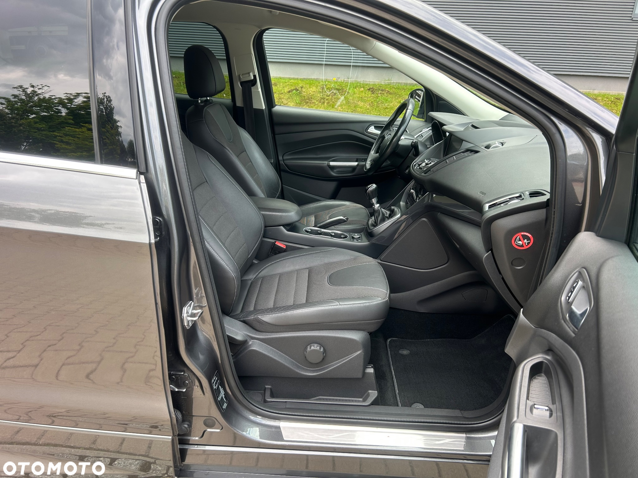 Ford Kuga 1.5 EcoBoost 2x4 Individual - 18
