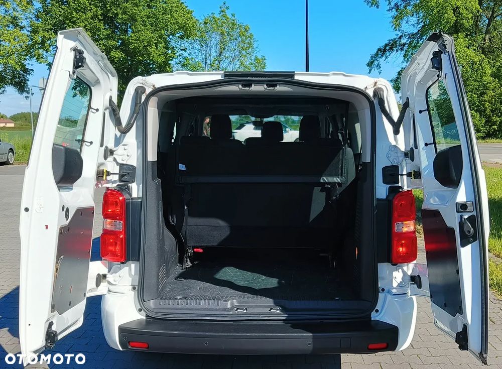 Opel Vivaro - 9