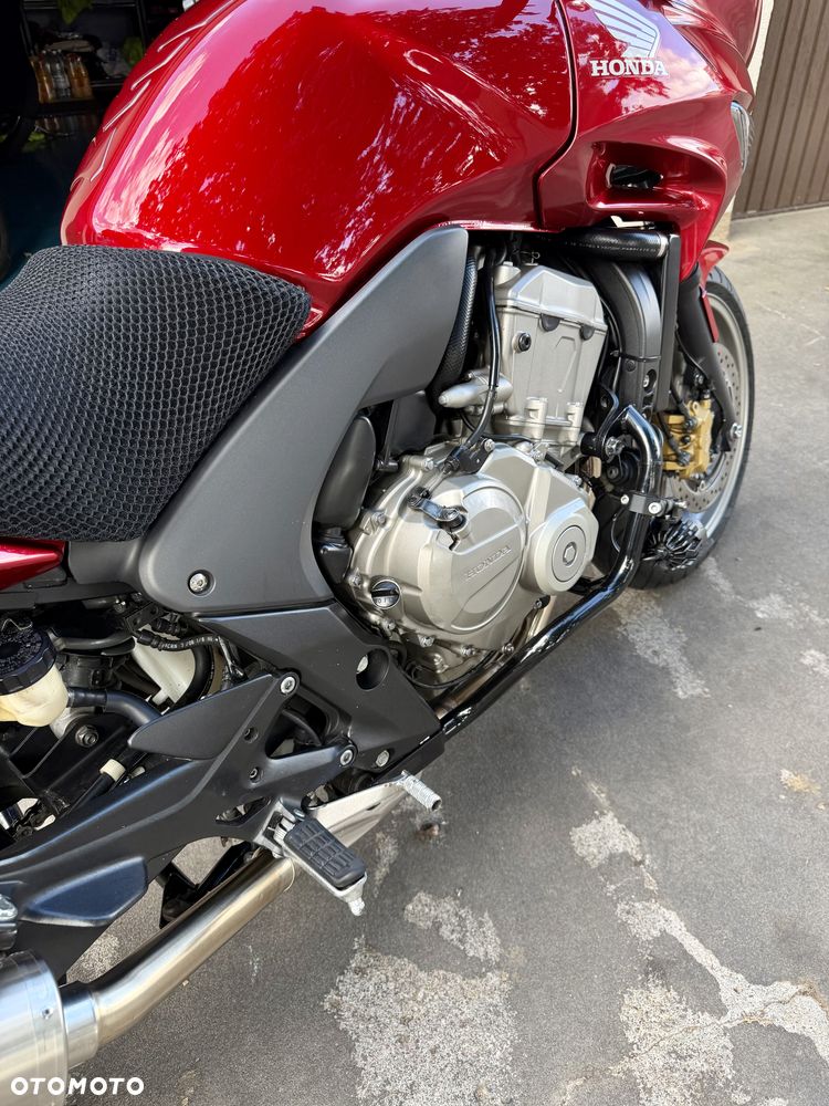 Honda CBF - 24