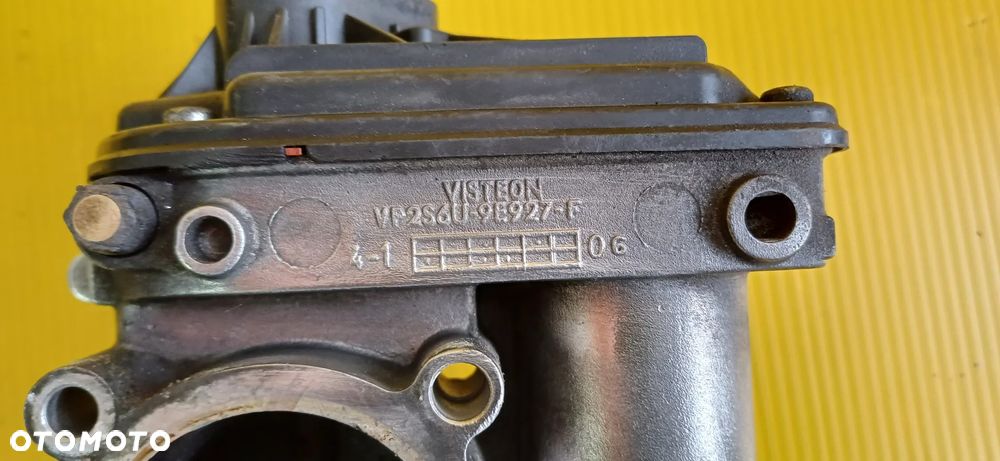 Przepustnica powietrza Ford Focus MK2 1.6 B VP256-U9E927-F - 4
