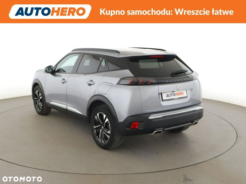 Peugeot 2008 1.2 PureTech Allure S&S - 5