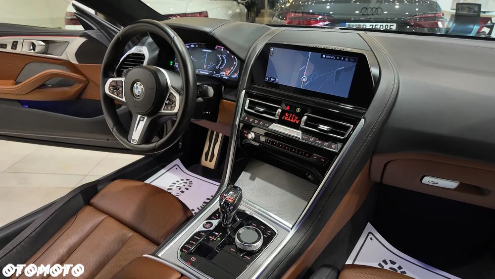BMW Seria 8 M850i xDrive - 37