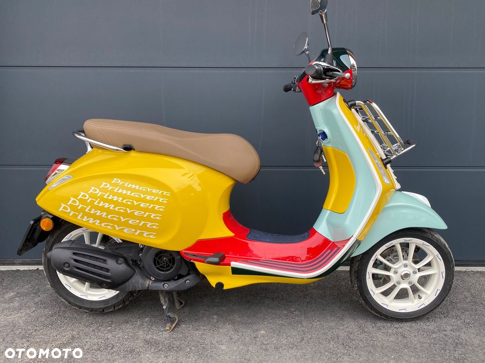 Vespa Primavera - 8