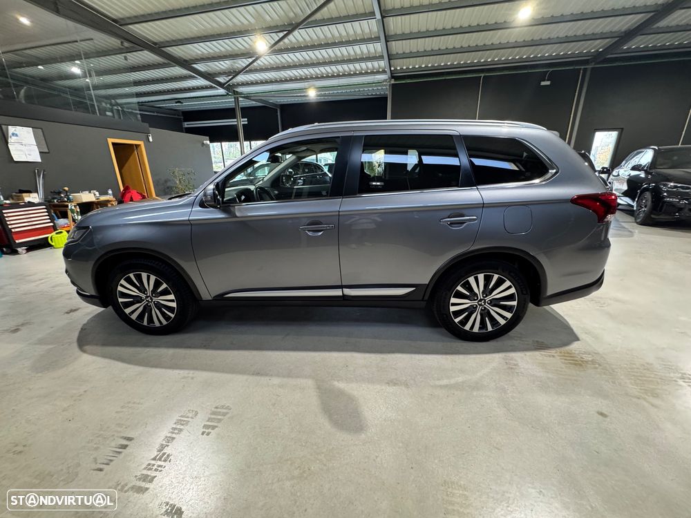 Mitsubishi Outlander 2.0 Kaiteki CVT - 10