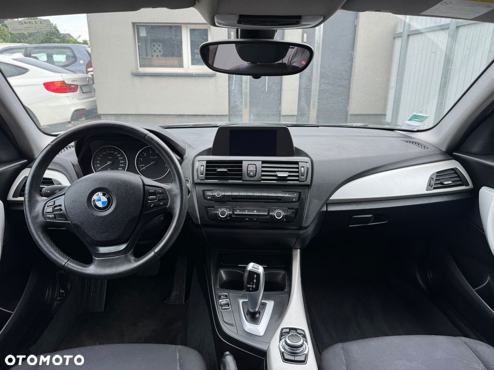 BMW Seria 1 116i Sport Line - 10