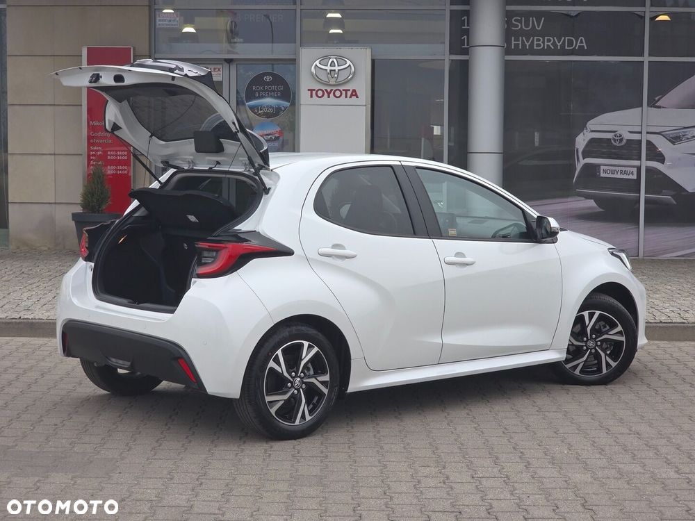 Toyota Yaris Hybrid 1.5 Style - 6