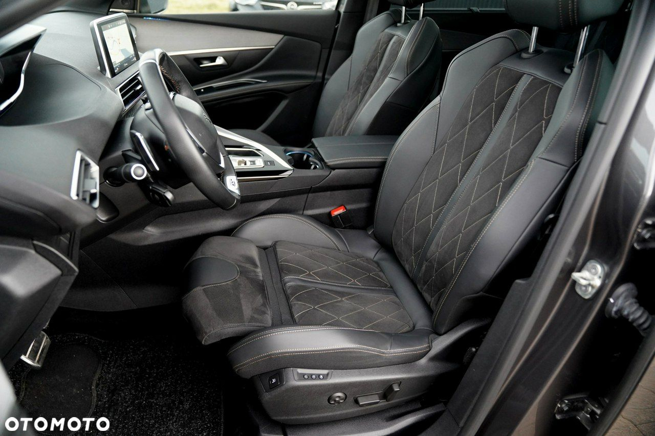 Peugeot 5008 BlueHDI 180 EAT8 GT - 22