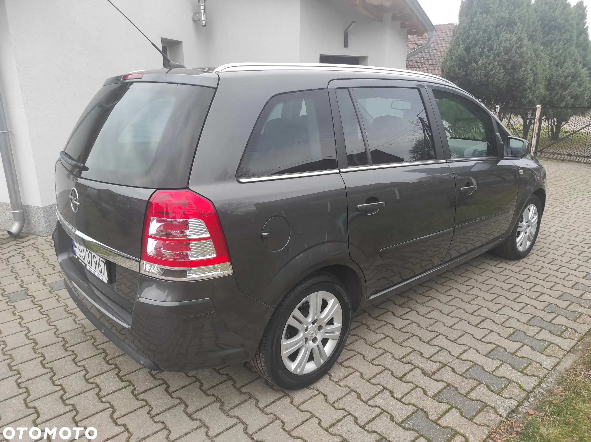 Opel Zafira 1.8 Cosmo - 7