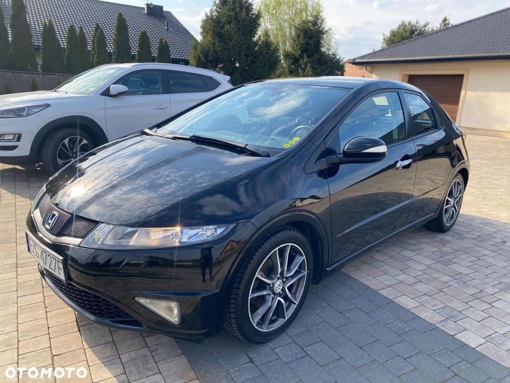 Honda Civic 1.8 Executive - 27