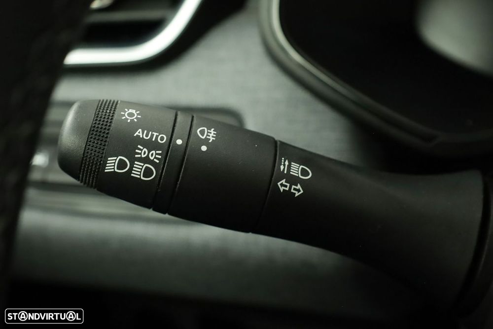 Renault Clio 1.0 TCe Evolution Bi-Fuel - 17