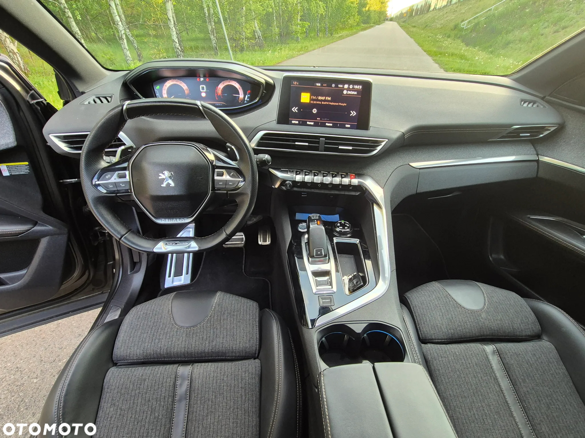 Peugeot 3008 1.2 PureTech GT Pack S&S EAT8 - 31