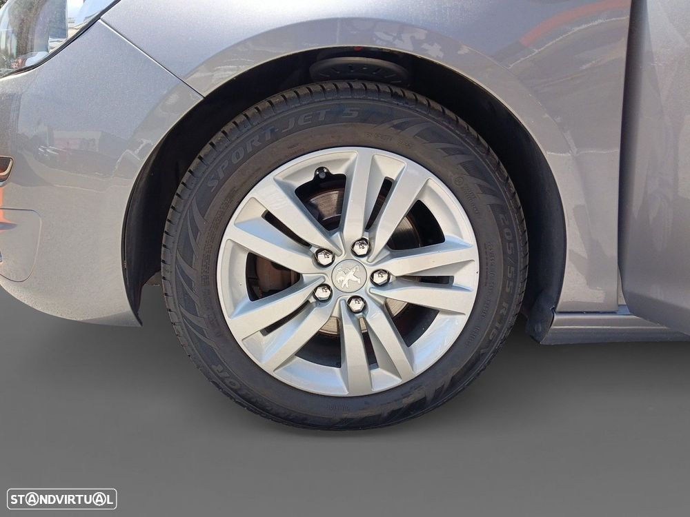 Peugeot 308 SW 1.2 PureTech Style - 14