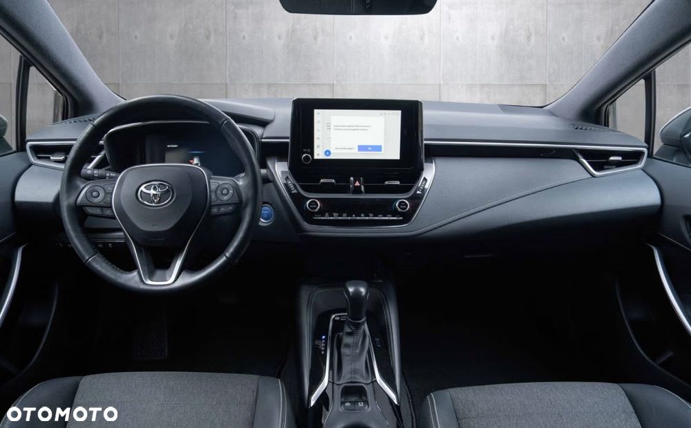 Toyota Corolla 1.8 Hybrid Active - 18