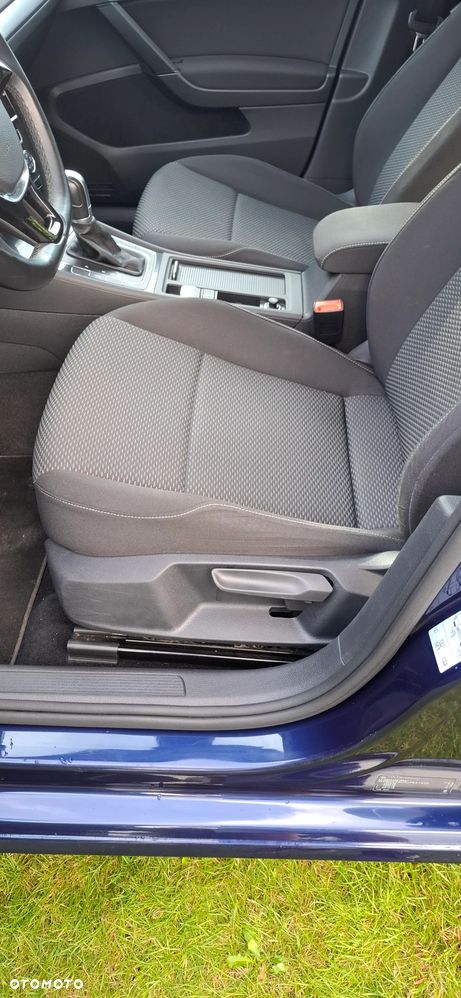 Volkswagen Golf - 15