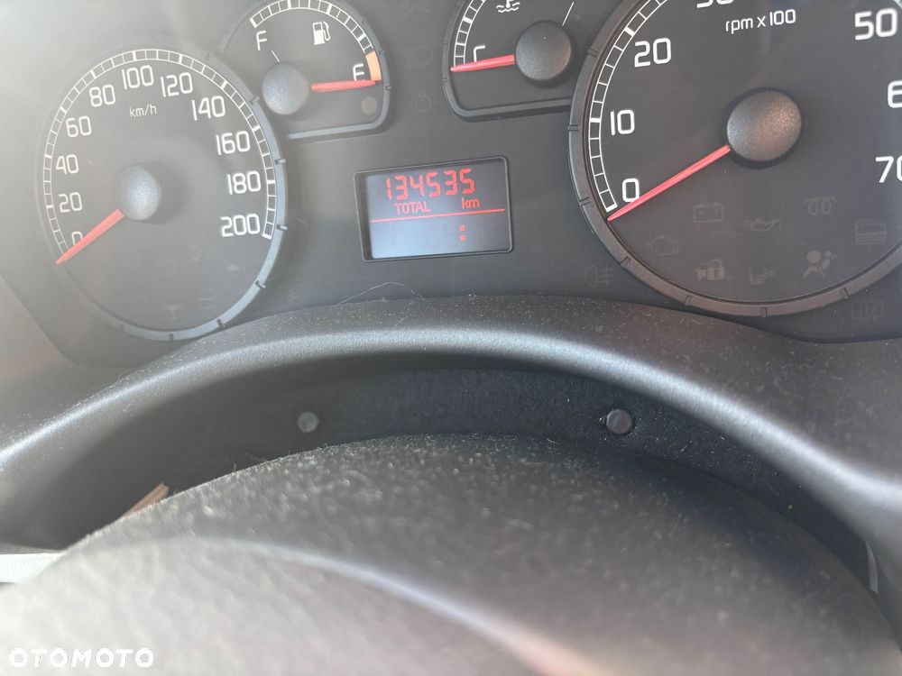 Fiat Punto 1.2 8V Active - 10