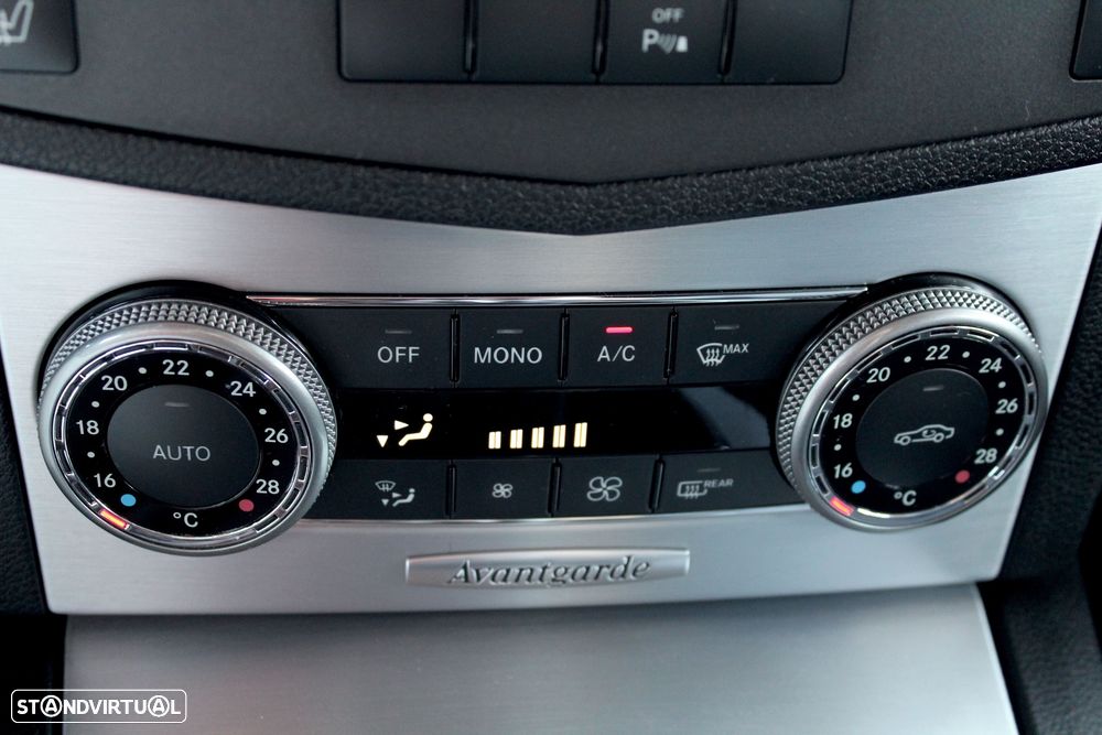 Mercedes-Benz C 220 Station CDI DPF BlueEFFICIENCY Avantgarde - 17