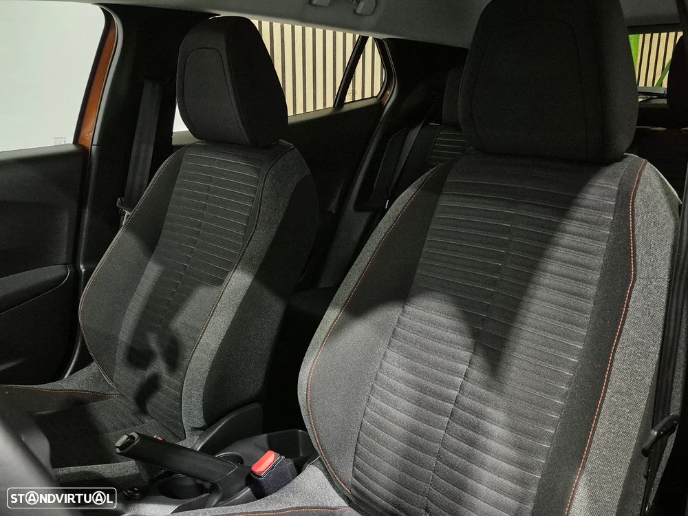 Peugeot 2008 1.2 PureTech Active Pack - 18